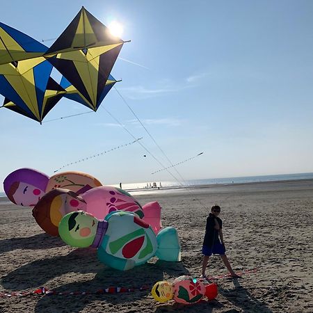 Villa La Mer - maison typique et jardin à Berck-Plage à 300 m de la mer Esterno foto